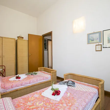 Bertoni Apt. 06 דירה טרמצו